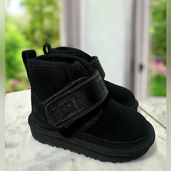 UGG Toddler Neumel Snapback V Strap chukka Winter Snow Shearling Boot Size 6 - Picture 2 of 12